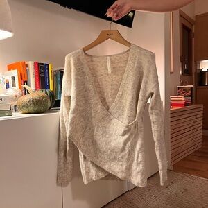 Aritzia Babaton Ballerina Alpaca Sweater